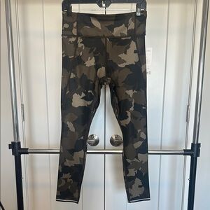 Athleta Run Free Tight